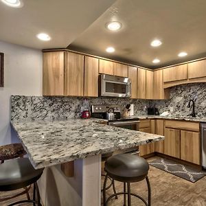 Aston Lakeland Village Beach & Mountain Resort